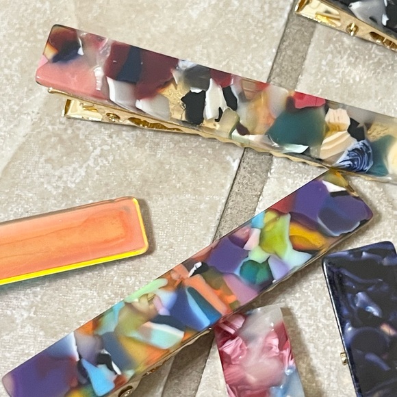 Colorful NWOT set of 19 resin Hair small alligator Clip Set! - Picture 15 of 16